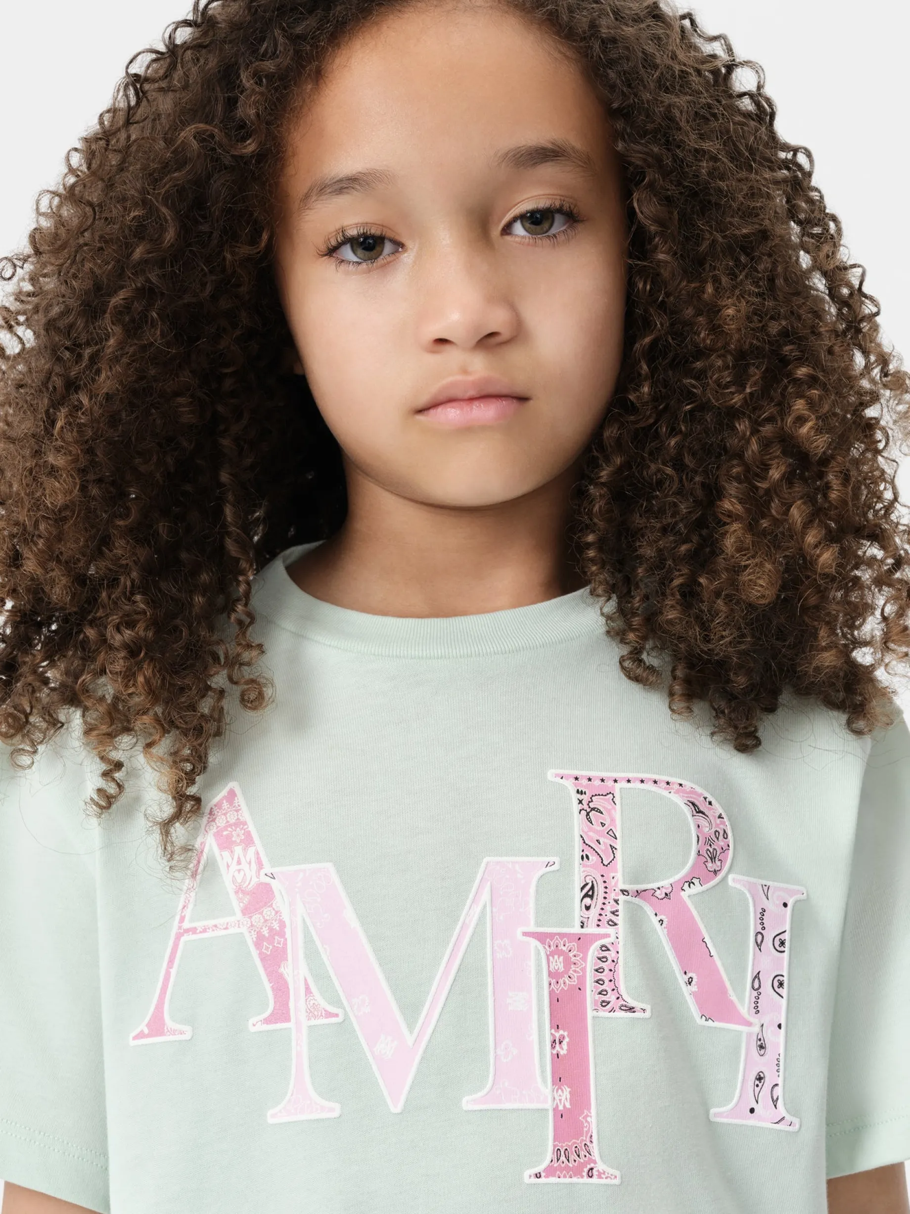 KIDS' AMIRI BANDANA STAGGERED TEE